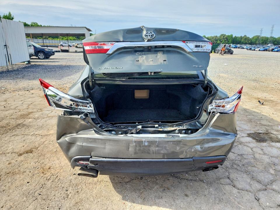 52169646 :رقم المزاد ، 4T1BK1EB8DU014533 vin ، 2013 Toyota Avalon مزاد بيع
