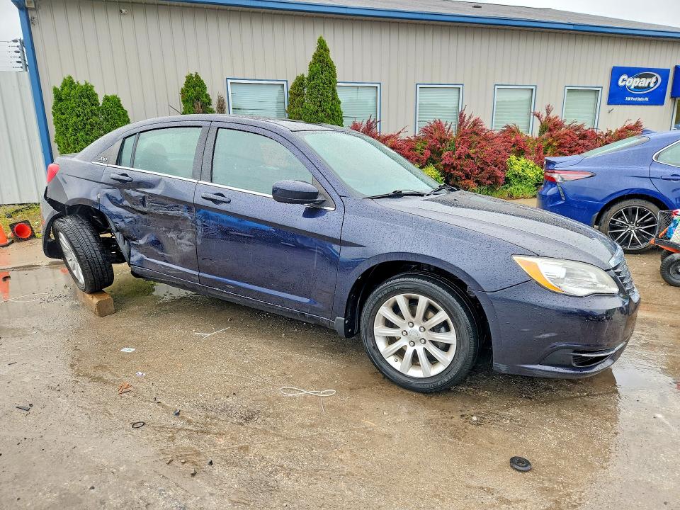 54275556 :رقم المزاد ، 1C3CCBBB4CN118076 vin ، 2012 Chrysler 200 مزاد بيع