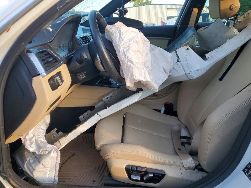 53310336 :رقم المزاد ، WBA8D9G56JNU71827 vin ، 2018 Bmw 330 مزاد بيع