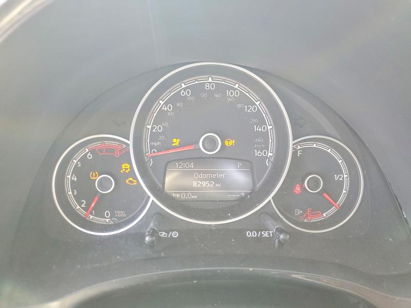 Продажа на аукционе авто 2018 Volkswagen Beetle, vin: 3VWFD7AT3JM707010, номер лота: 52851876