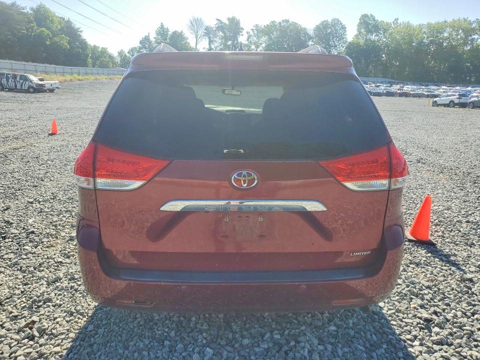 2012 Toyota Sienna მანქანა იყიდება აუქციონზე, vin: 5TDYK3DC9CS236067, აუქციონის ნომერი: 53256216