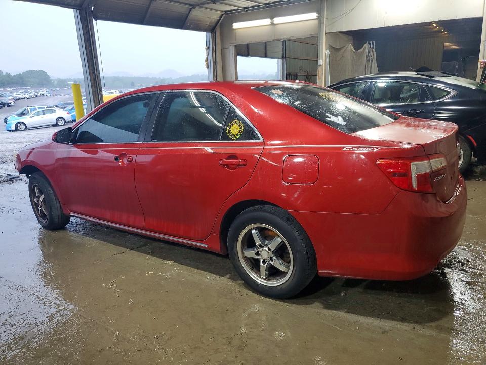 52222186 :رقم المزاد ، 4T1BF1FK5CU506518 vin ، 2012 Toyota Camry مزاد بيع