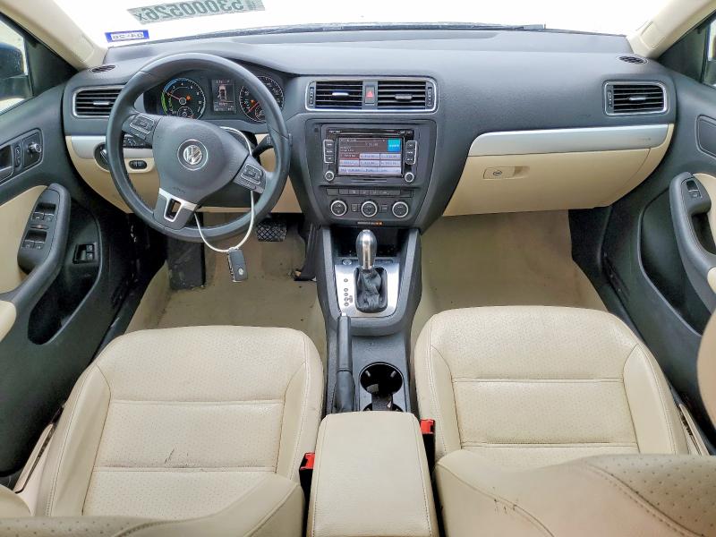 2013 Volkswagen Jetta მანქანა იყიდება აუქციონზე, vin: 3VW637AJXDM253215, აუქციონის ნომერი: 53000526