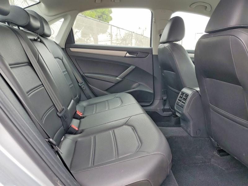 Продажа на аукционе авто 2020 Volkswagen Passat, vin: 1VWSA7A39LC017354, номер лота: 53048006