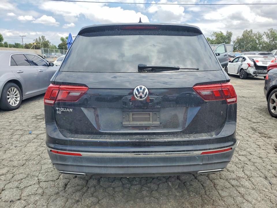 55430146 :رقم المزاد ، 3VV3B7AX8LM102340 vin ، 2020 Volkswagen Tiguan مزاد بيع