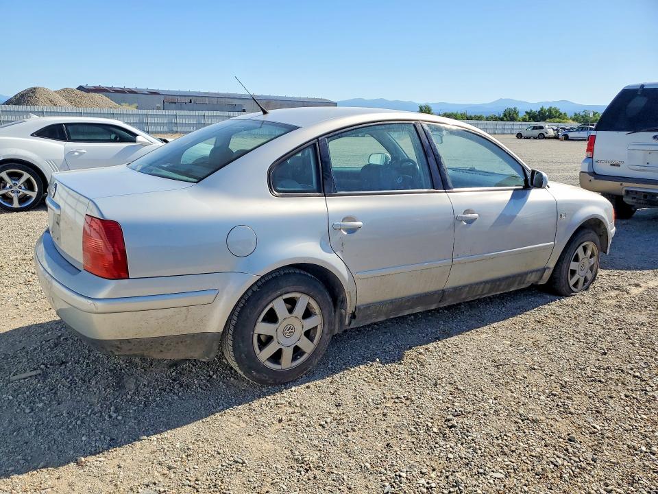 53420136 :رقم المزاد ، WVWMA23B0YP291481 vin ، 2000 Volkswagen Passat مزاد بيع