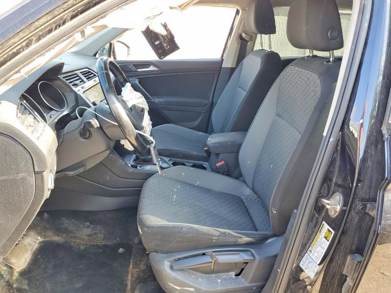 Продажа на аукционе авто 2018 Volkswagen Tiguan, vin: 3VV0B7AX5JM008089, номер лота: 52307826