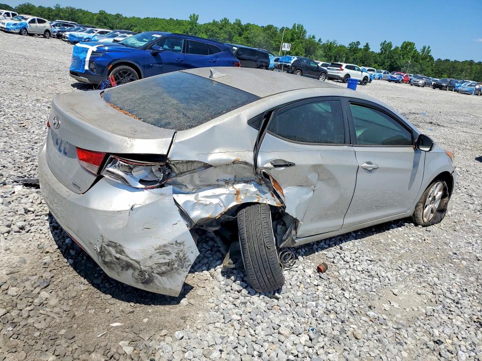 2013 Hyundai Elantra მანქანა იყიდება აუქციონზე, vin: KMHDH4AE6DU604111, აუქციონის ნომერი: 52414706