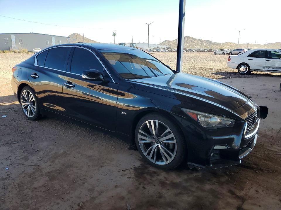 52948216 :رقم المزاد ، JN1EV7AP0JM356702 vin ، 2018 Infiniti Q50 مزاد بيع