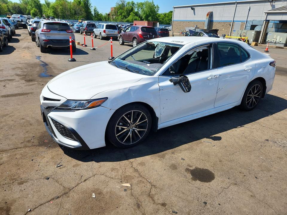 Продажа на аукционе авто 2023 Toyota Camry, vin: 4T1G11BKXPU089798, номер лота: 54100676
