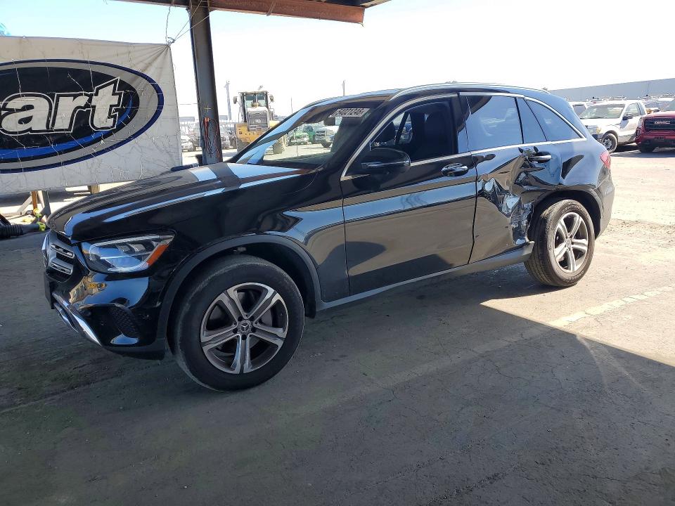 54021246 :رقم المزاد ، W1N0G8EB0MF920260 vin ، 2021 Mercedes-benz Glc مزاد بيع