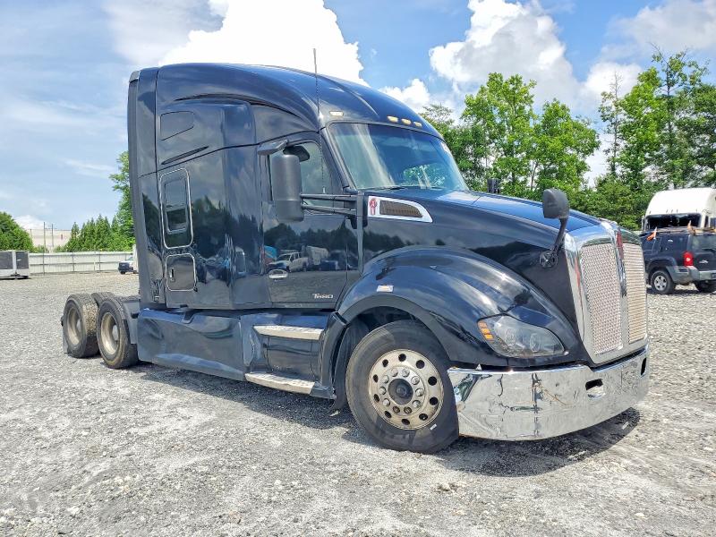 54686416 :رقم المزاد ، 1XKYD49X4JJ201740 vin ، 2018 Kenworth Construction مزاد بيع