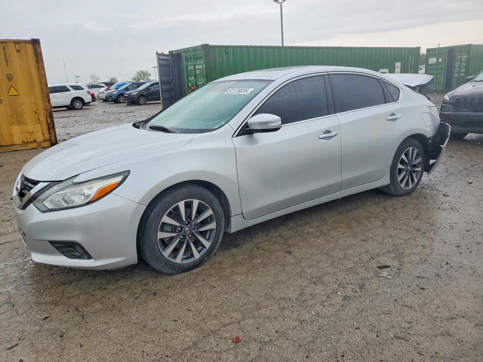 Продажа на аукционе авто 2017 Nissan Altima, vin: 1N4AL3AP1HC275241, номер лота: 52178026