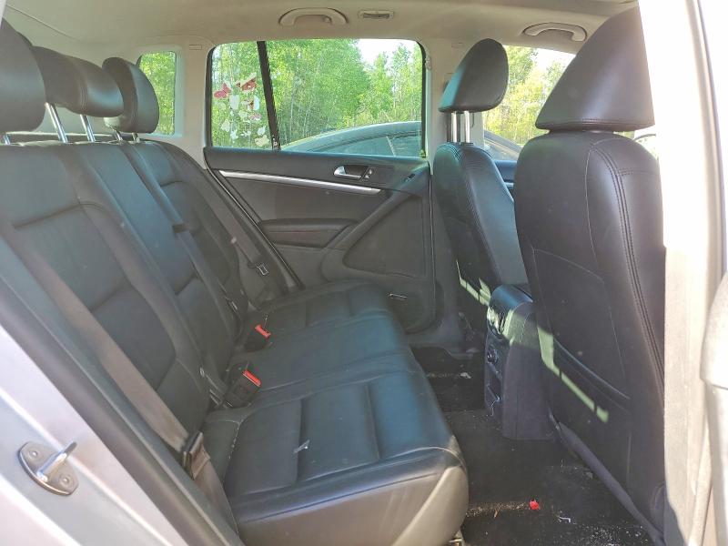 2013 Volkswagen Tiguan მანქანა იყიდება აუქციონზე, vin: WVGJV3AX3DW591622, აუქციონის ნომერი: 54664276