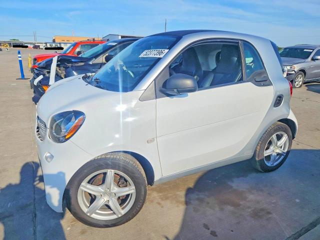 Aukcja sprzedaży 2016 Smart Fortwo, vin: WMEFJ5DA4GK123419, numer aukcji: 52377396