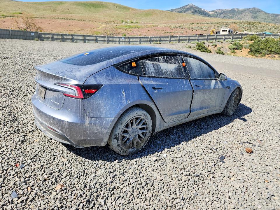 Продажа на аукционе авто 2025 Tesla Model 3, vin: 5YJ3E1EB1SF939578, номер лота: 53035596