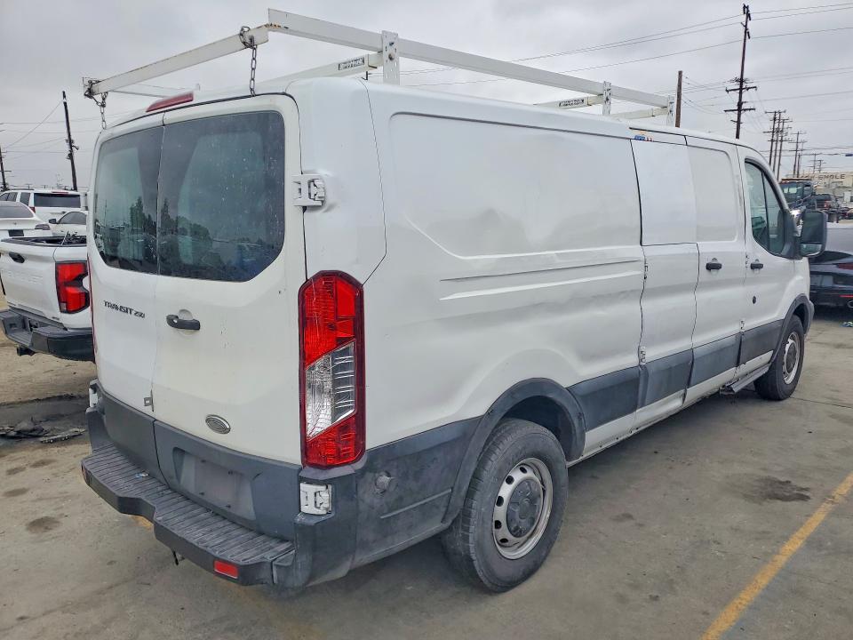 53762286 :رقم المزاد ، 1FTYR2ZM5KKB10852 vin ، 2019 Ford Transit مزاد بيع