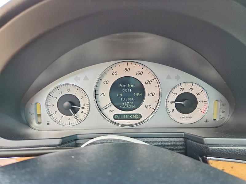 52291116 :رقم المزاد ، WDBUF56X98B196021 vin ، 2008 Mercedes-benz E مزاد بيع