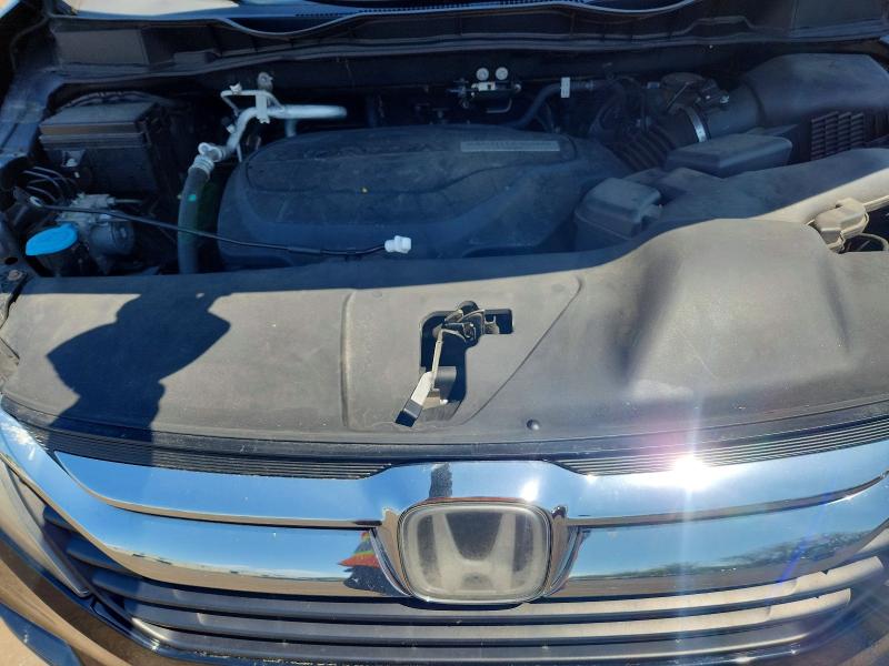 2018 Honda Odyssey მანქანა იყიდება აუქციონზე, vin: 5FNRL6H7XJB050121, აუქციონის ნომერი: 52284916