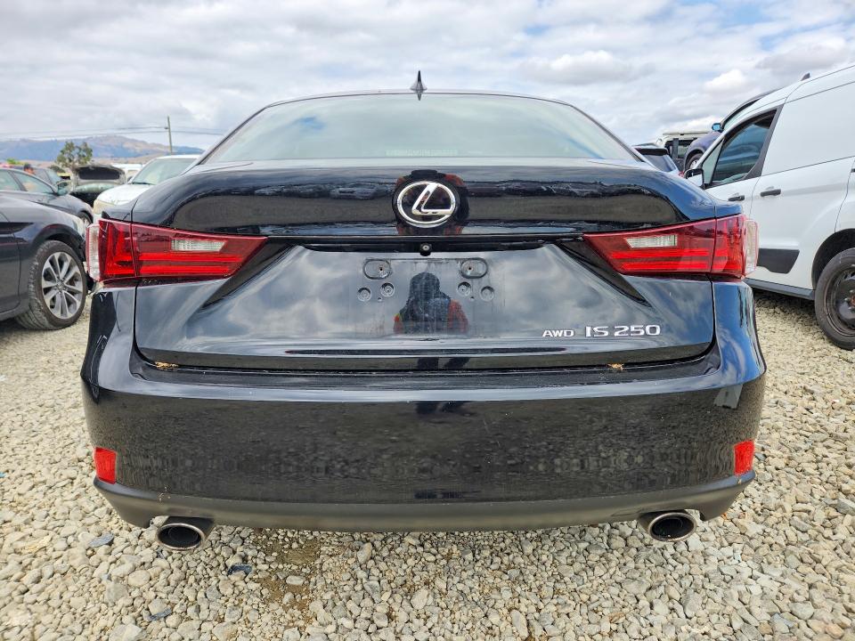 55726356 :رقم المزاد ، JTHCF1D22F5017678 vin ، 2015 Lexus Is مزاد بيع
