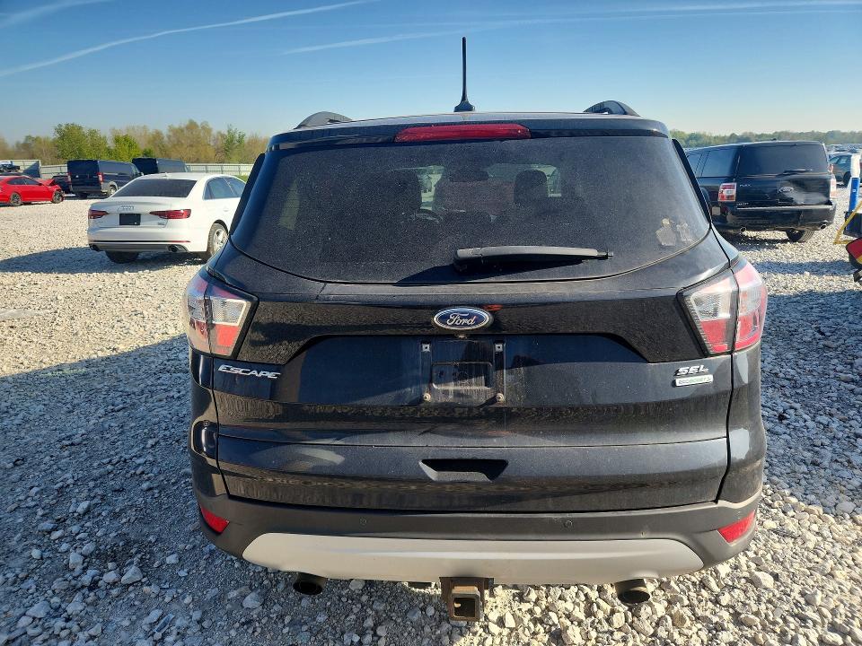 Продаж на аукціоні авто 2018 Ford Escape, vin: 1FMCU0HD7JUB09215, номер лоту: 52912016