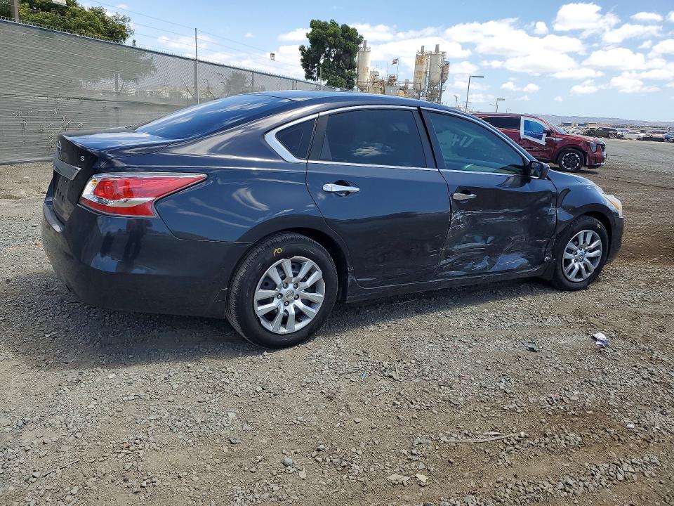 2015 Nissan Altima მანქანა იყიდება აუქციონზე, vin: 1N4AL3AP3FC238561, აუქციონის ნომერი: 55535276