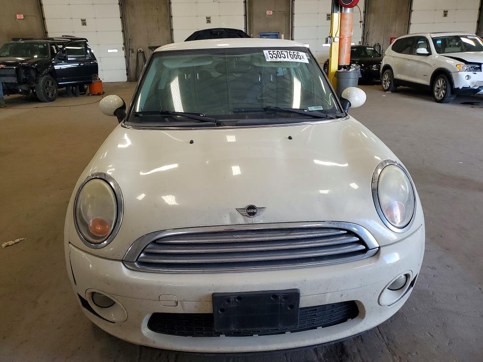 Продажа на аукционе авто 2010 Mini Cooper, vin: WMWMF3C58ATZ26717, номер лота: 55057666