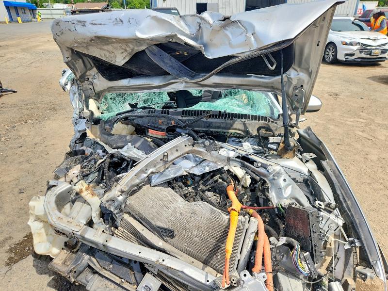 52676316 :رقم المزاد ، 3FA6P0LUXJR191874 vin ، 2018 Ford Fusion مزاد بيع
