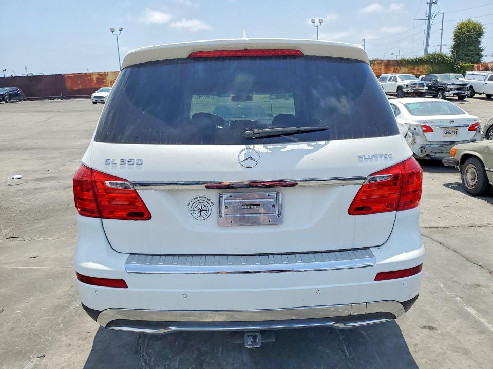 Продажа на аукционе авто 2015 Mercedes-benz Gl, vin: 4JGDF2EE2FA481156, номер лота: 54801776