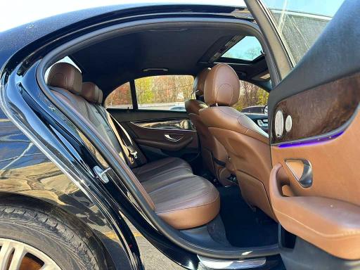 51313006 :رقم المزاد ، WDDZF4KB2HA037252 vin ، 2017 Mercedes-benz E مزاد بيع