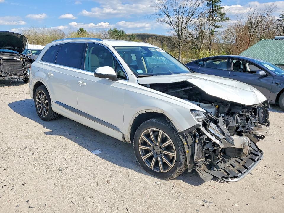2017 Audi Q7 მანქანა იყიდება აუქციონზე, vin: WA1LAAF79HD024848, აუქციონის ნომერი: 52348946