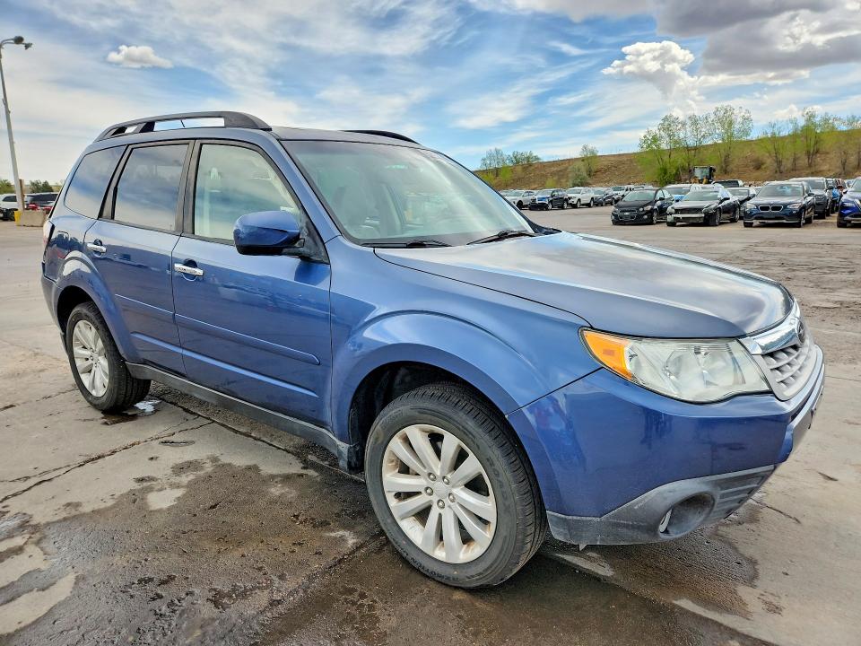 Продажа на аукционе авто 2013 Subaru Forester, vin: JF2SHAEC5DH438998, номер лота: 52256606