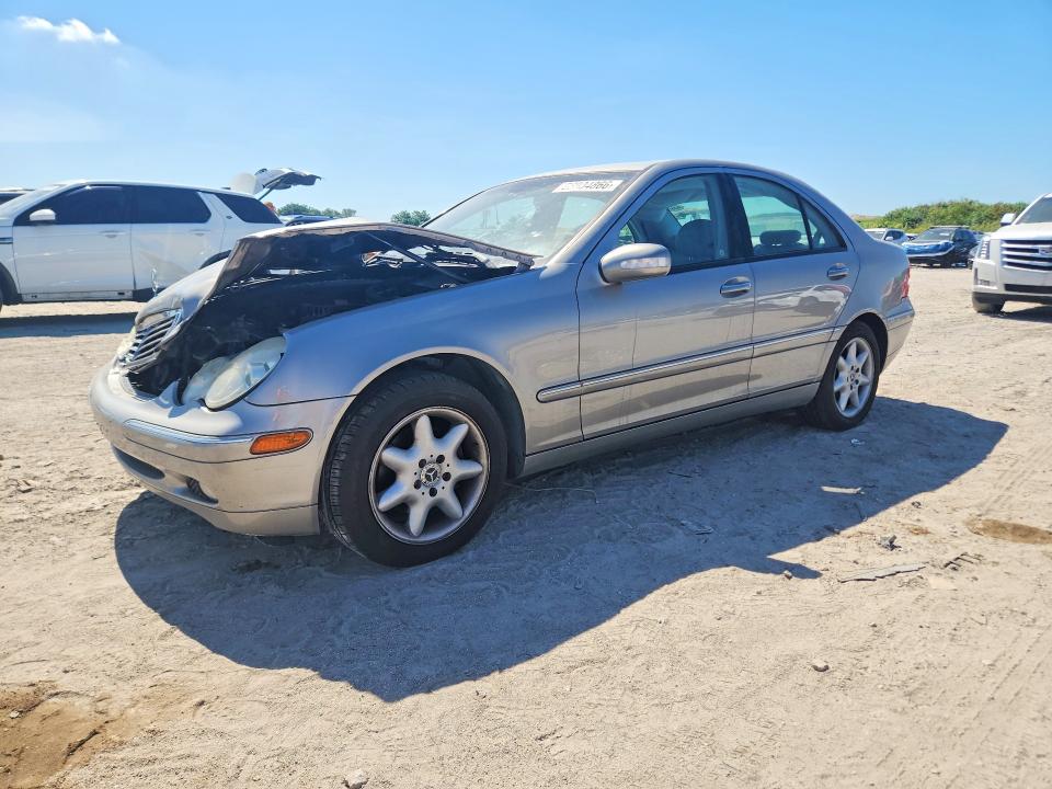 Продажа на аукционе авто 2004 Mercedes-benz C, vin: WDBRF61J14E016103, номер лота: 52934866