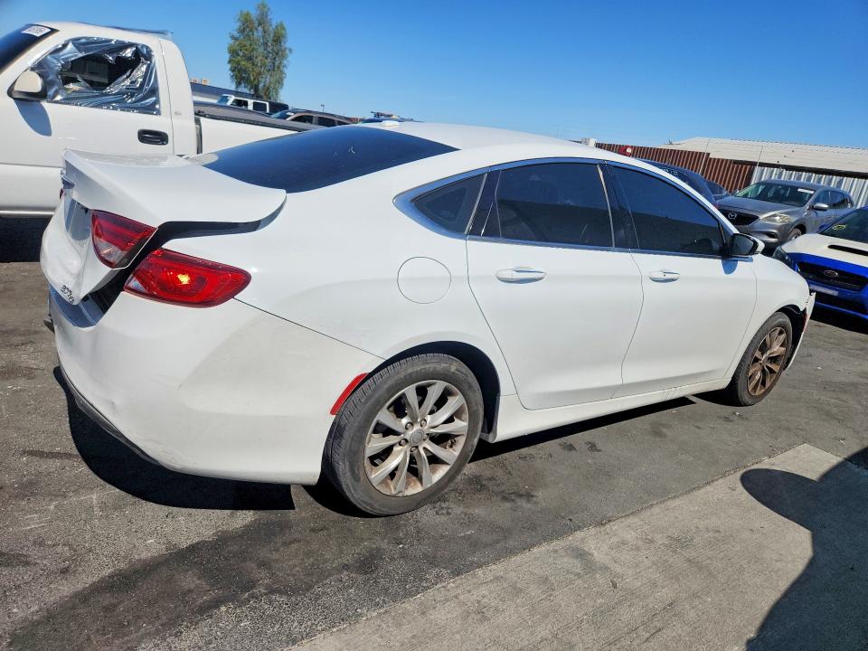 54245576 :رقم المزاد ، 1C3CCCCB5FN525106 vin ، 2015 Chrysler 200 مزاد بيع