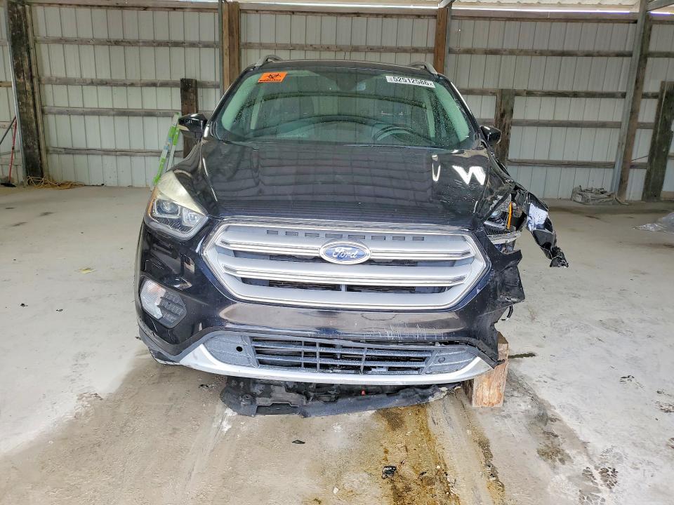 2018 Ford Escape მანქანა იყიდება აუქციონზე, vin: 1FMCU0J9XJUC33565, აუქციონის ნომერი: 52512586