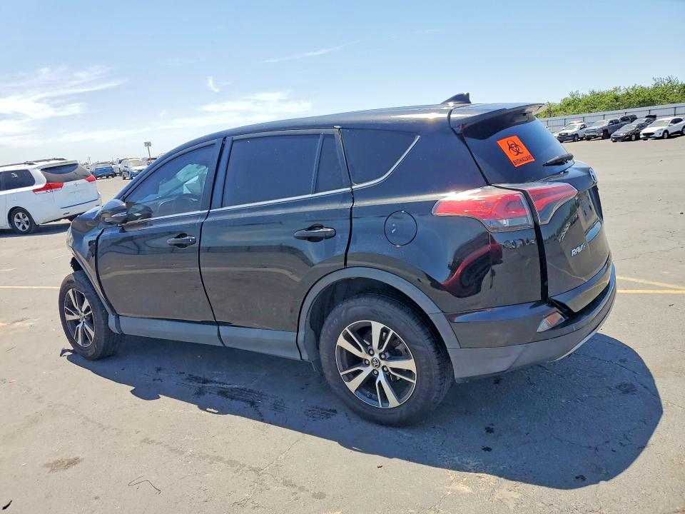 53623336 :رقم المزاد ، 2T3WFREV1JW476479 vin ، 2018 Toyota Rav4 مزاد بيع