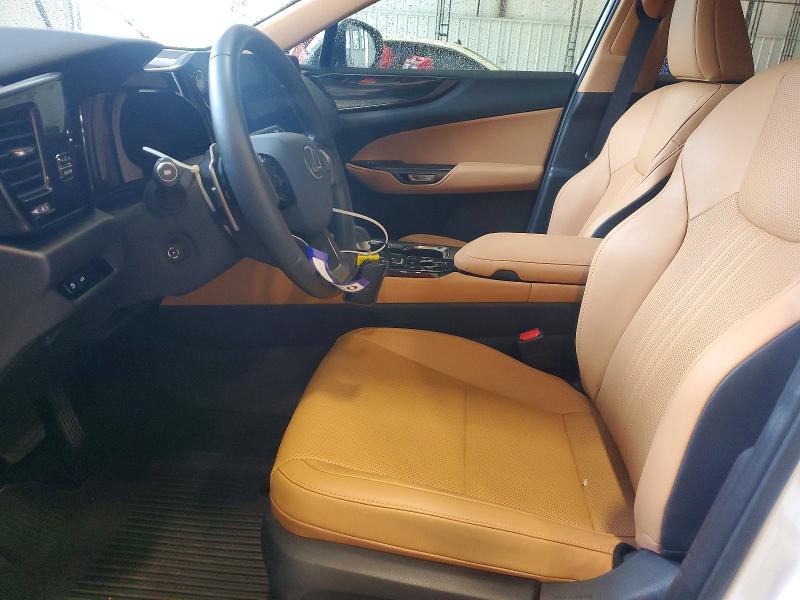Продажа на аукционе авто 2024 Lexus Nx, vin: JTJGGCEZXR2017969, номер лота: 52672446