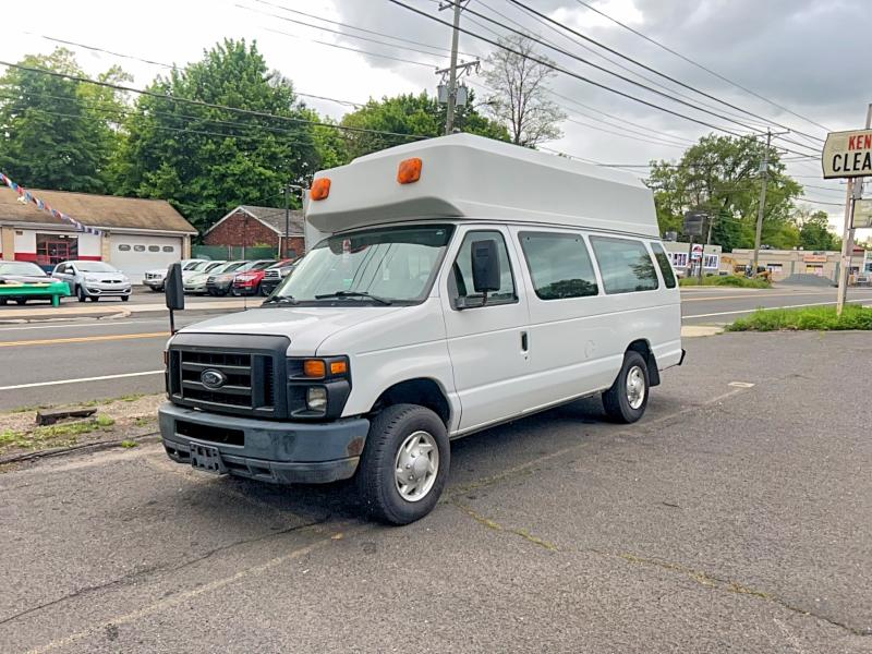 54528006 :رقم المزاد ، 1FTDS3EL6BDB24396 vin ، 2011 Ford Econoline مزاد بيع