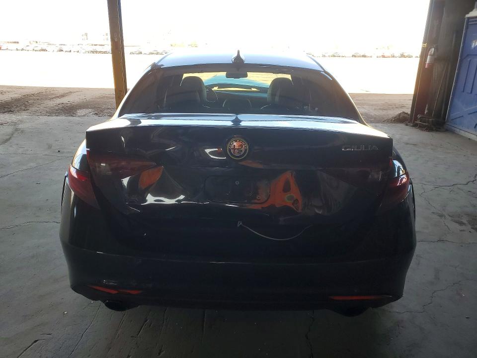 Продажа на аукционе авто 2022 Alfa Romeo Giulia, vin: ZARFAMANXN7654100, номер лота: 55783546