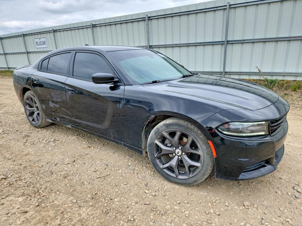 52267436 :رقم المزاد ، 2C3CDXHG5HH652541 vin ، 2017 Dodge Charger مزاد بيع