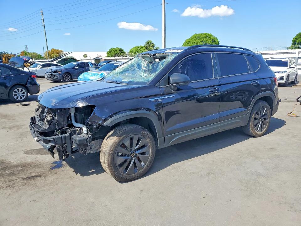 2024 Volkswagen Taos მანქანა იყიდება აუქციონზე, vin: 3VV5X7B28RM054621, აუქციონის ნომერი: 51916476
