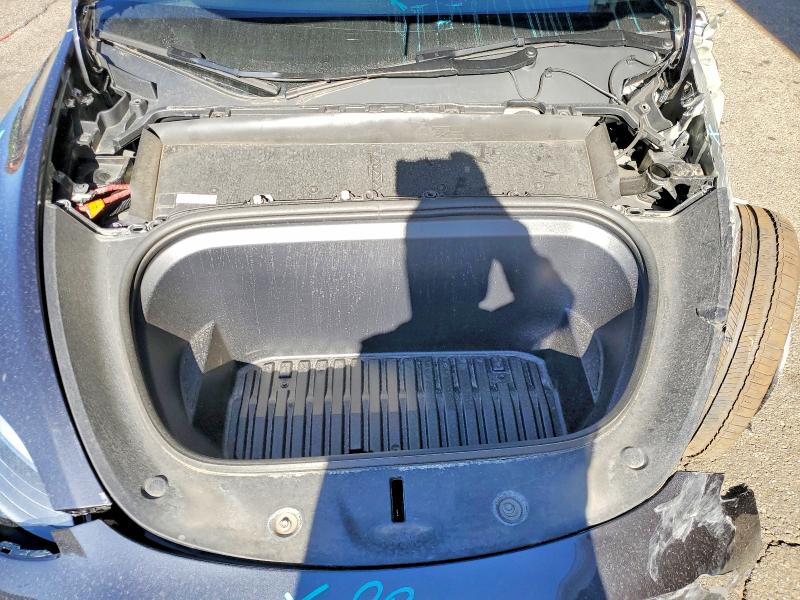 2025 Tesla Model Y მანქანა იყიდება აუქციონზე, vin: 7SAYGDEE0SA360514, აუქციონის ნომერი: 53207236