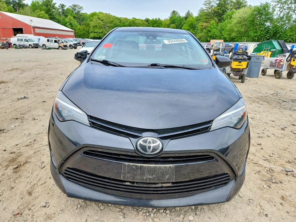 49444066 :رقم المزاد ، 2T1BURHE6HC962421 vin ، 2017 Toyota Corolla مزاد بيع