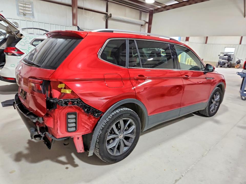 54073966 :رقم المزاد ، 3VV3B7AX1NM129849 vin ، 2022 Volkswagen Tiguan مزاد بيع