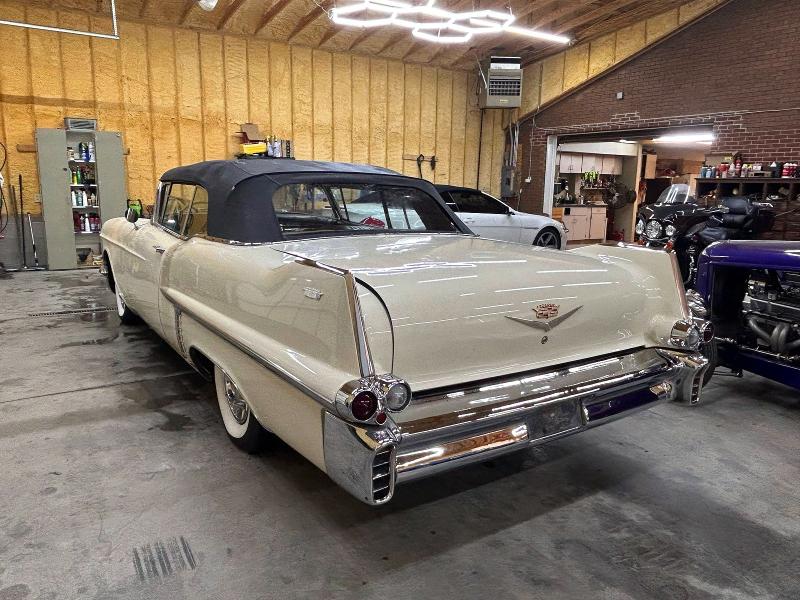 Aukcja sprzedaży 1957 Cadillac 2drconv, vin: 5762097498, numer aukcji: 54669116