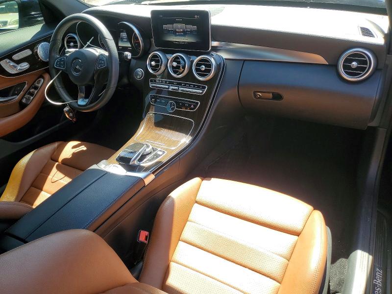 54022616 :رقم المزاد ، WDDWK4JB8HF556616 vin ، 2017 Mercedes-benz C مزاد بيع