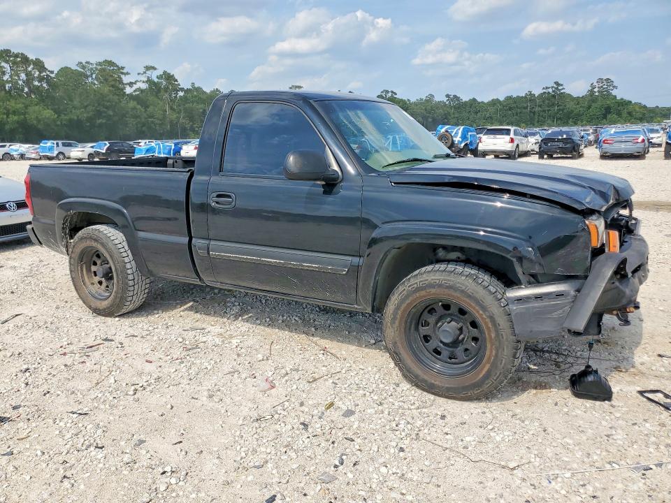 2003 Chevrolet Silverado მანქანა იყიდება აუქციონზე, vin: 1GCEC14V63Z102881, აუქციონის ნომერი: 54818206