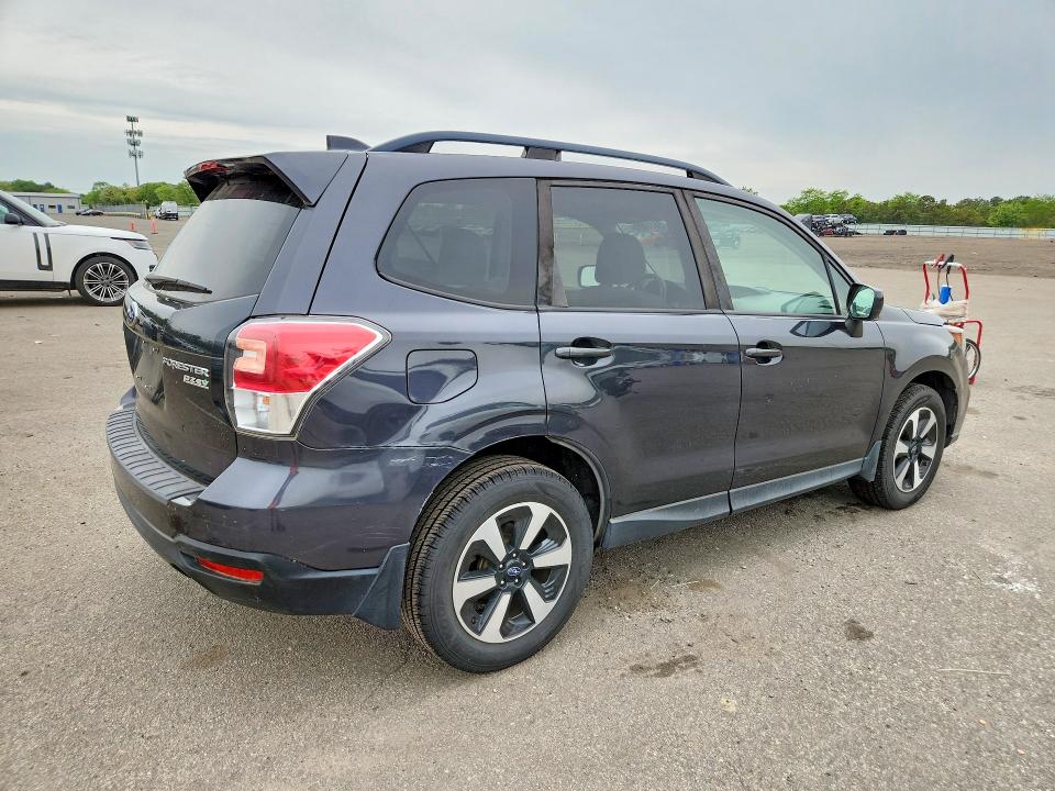 Продажа на аукционе авто 2017 Subaru Forester, vin: JF2SJAEC5HH573425, номер лота: 55110836