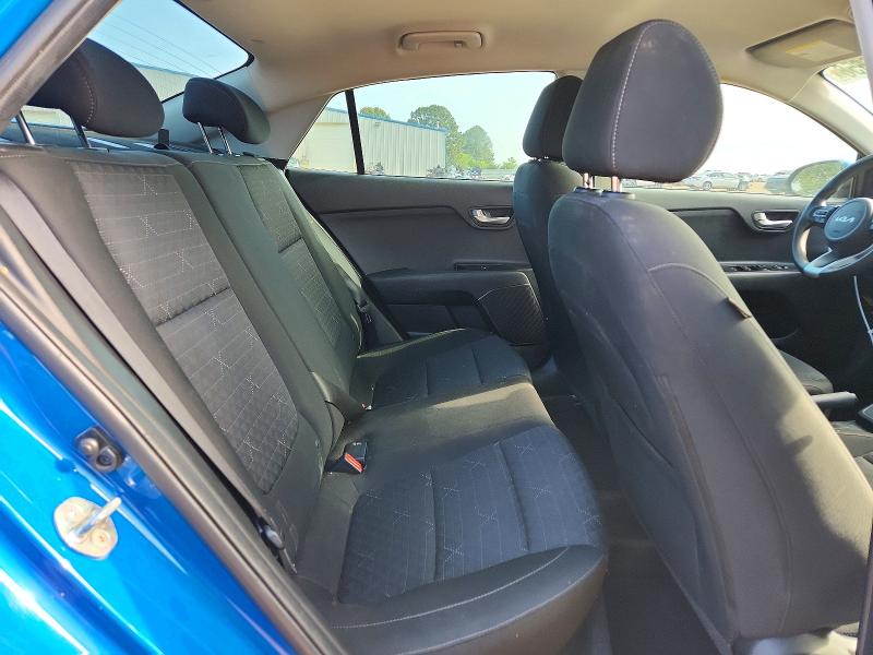 55165656 :رقم المزاد ، 3KPA24AD1NE431193 vin ، 2022 Kia Rio مزاد بيع