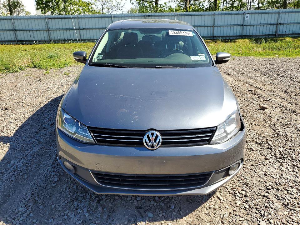 52858336 :رقم المزاد ، 3VWLL7AJ4EM445685 vin ، 2014 Volkswagen Jetta مزاد بيع